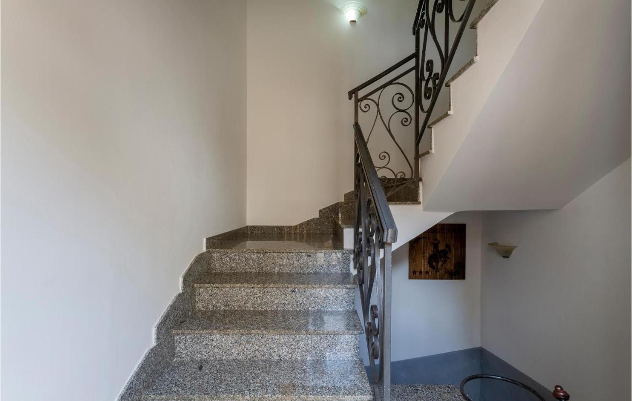 Lovely Apartment In Carovigno With Kitchen Екстер'єр фото
