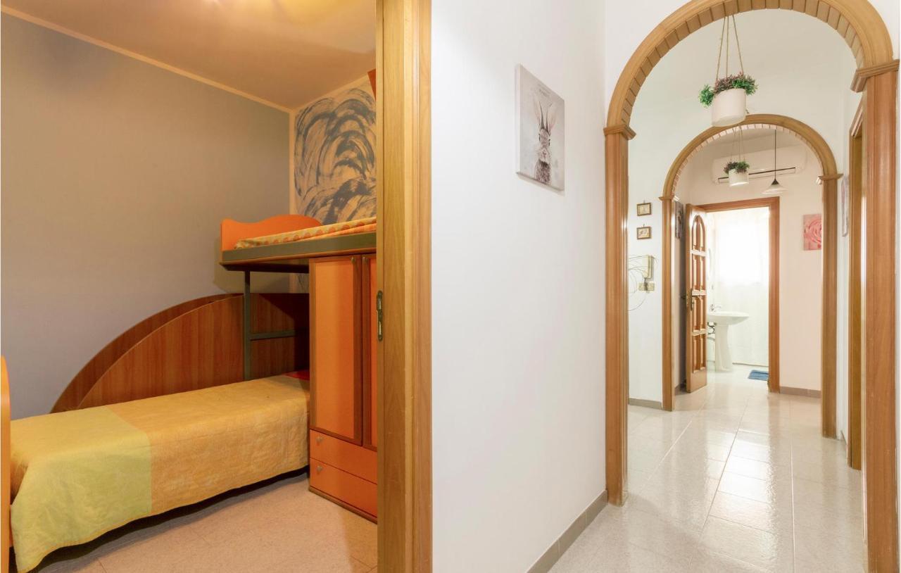 Lovely Apartment In Carovigno With Kitchen Екстер'єр фото