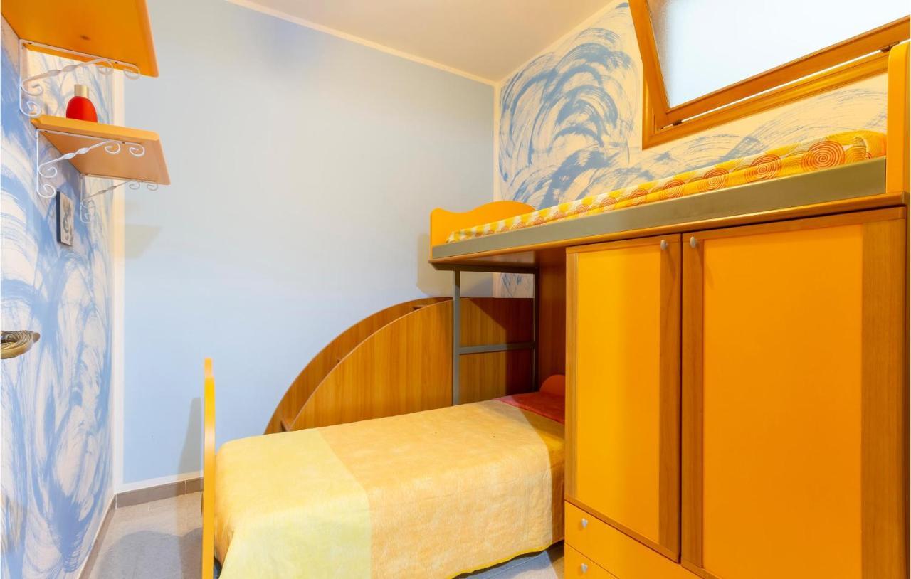 Lovely Apartment In Carovigno With Kitchen Екстер'єр фото